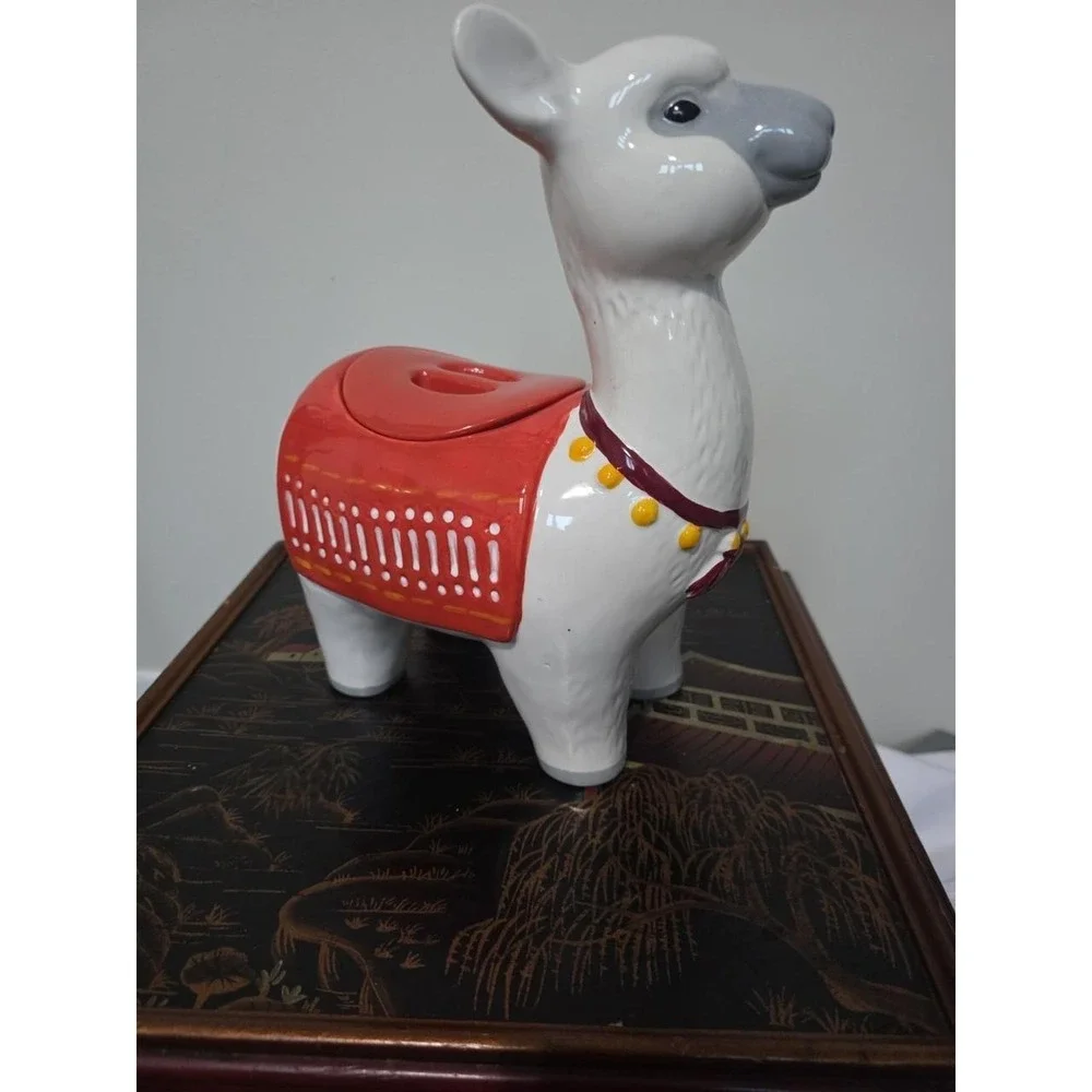 Threshold Llama Alpaca Stoneware Cookie Jar w/Lid 11